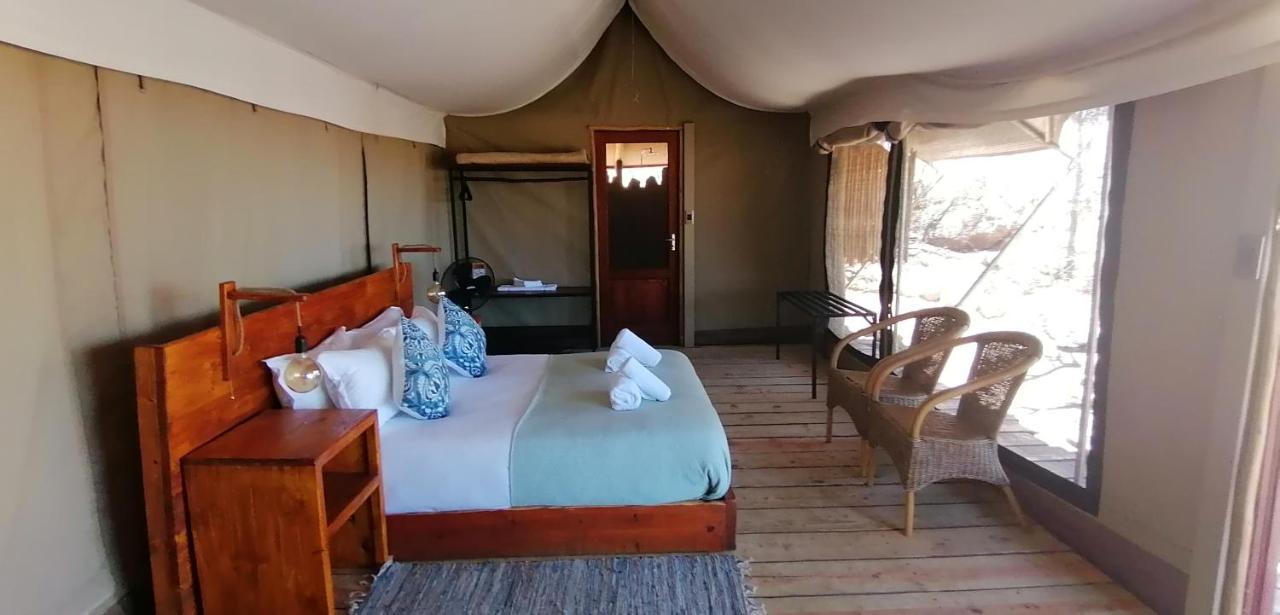 Ondudu Safari Lodge أومارورو المظهر الخارجي الصورة